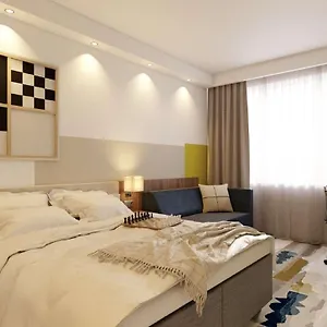 3* Отель Ibis Styles Airport